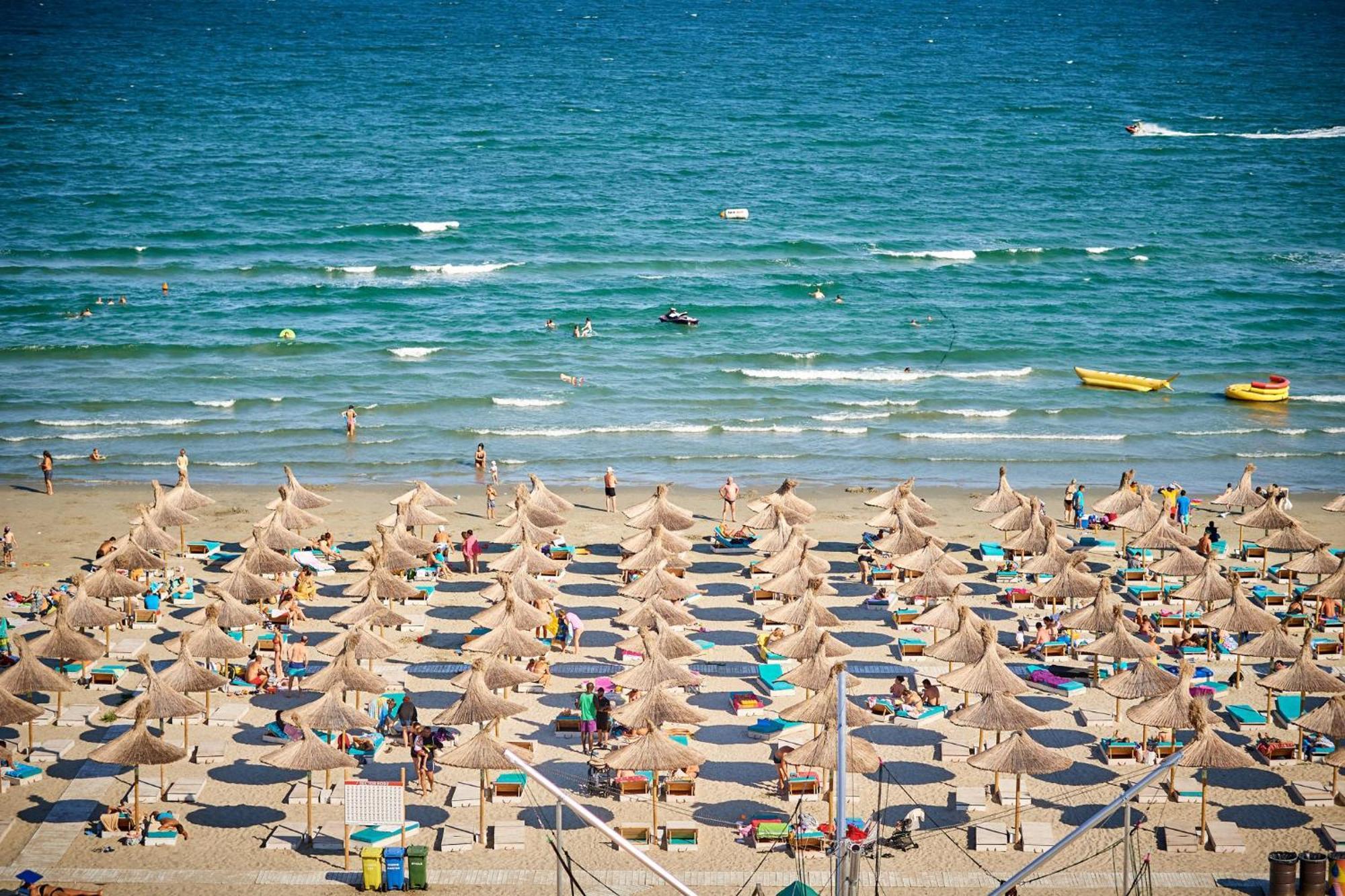 Black Sea Estate Apartment Spa N Pool Beach Resort Năvodari Extérieur photo